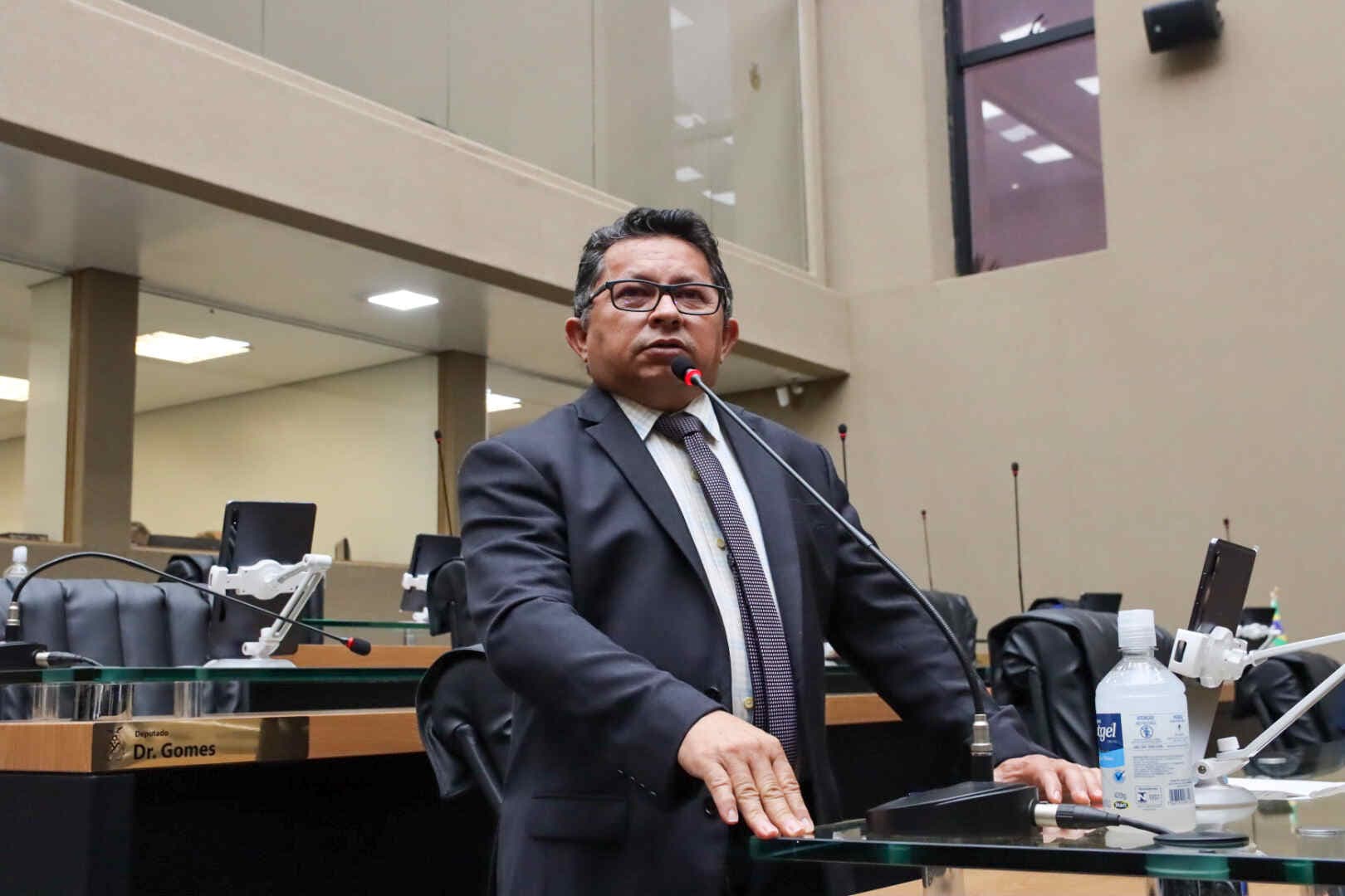 Empresas de transporte intermunicipal pretendem reajustar valor das passagens, afirma Sinésio