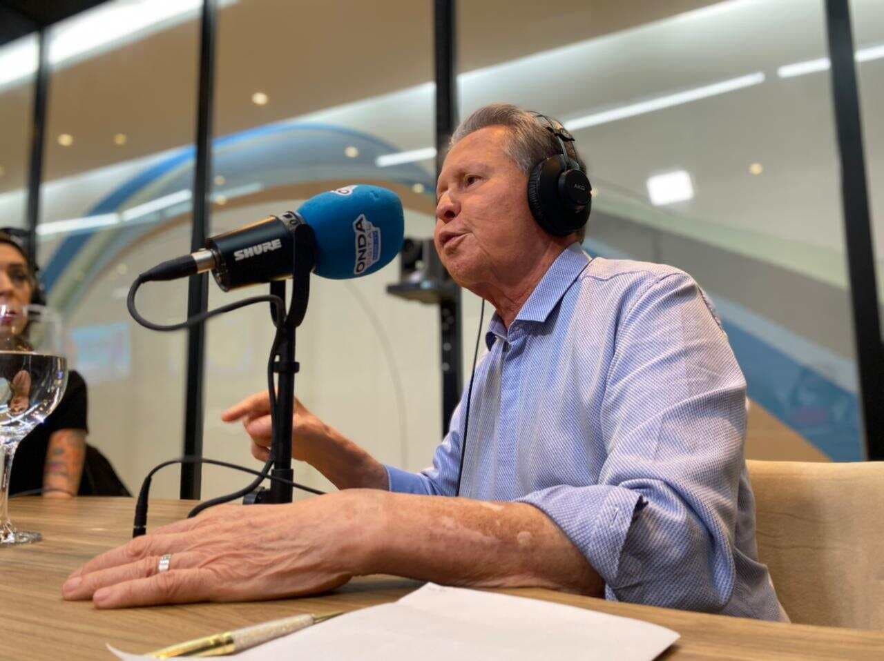 Arthur Neto defende candidatura de Amazonino e propõe medidas contra a crise econômica