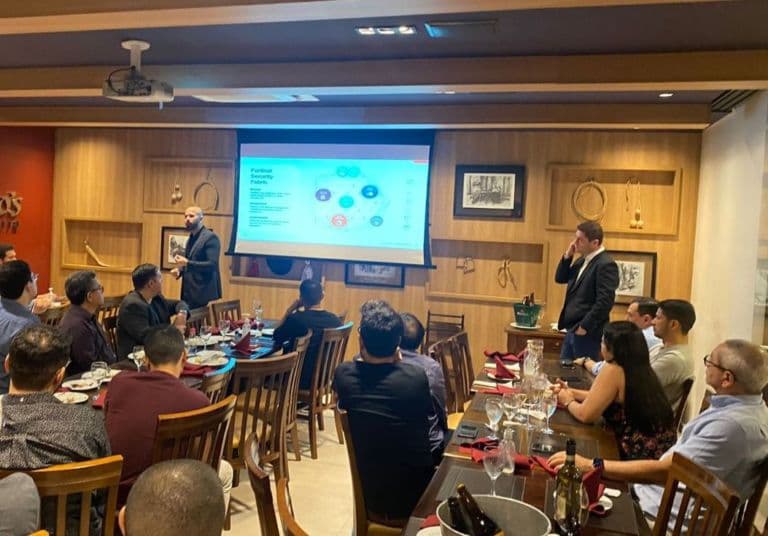 Evento gratuito que reúne profissionais de TI tem últimas vagas disponíveis