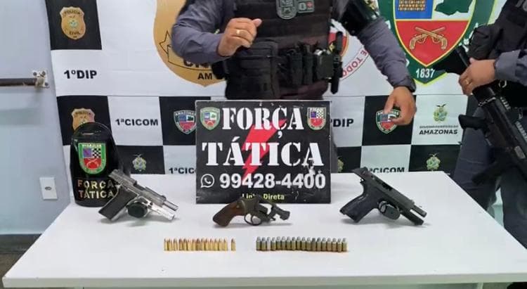 VEJA VÍDEO: Força Tática apreende armamento pesado