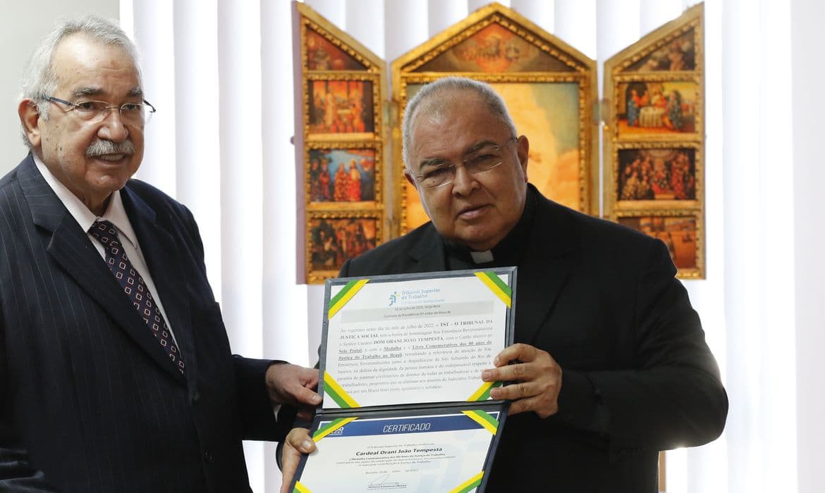 Casos de trabalho escravo julgados em 2022 no Brasil já são quase mil