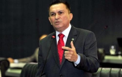 Sabá diz: “estou tranquilo”, após não ser escolhido para vice de Wilson