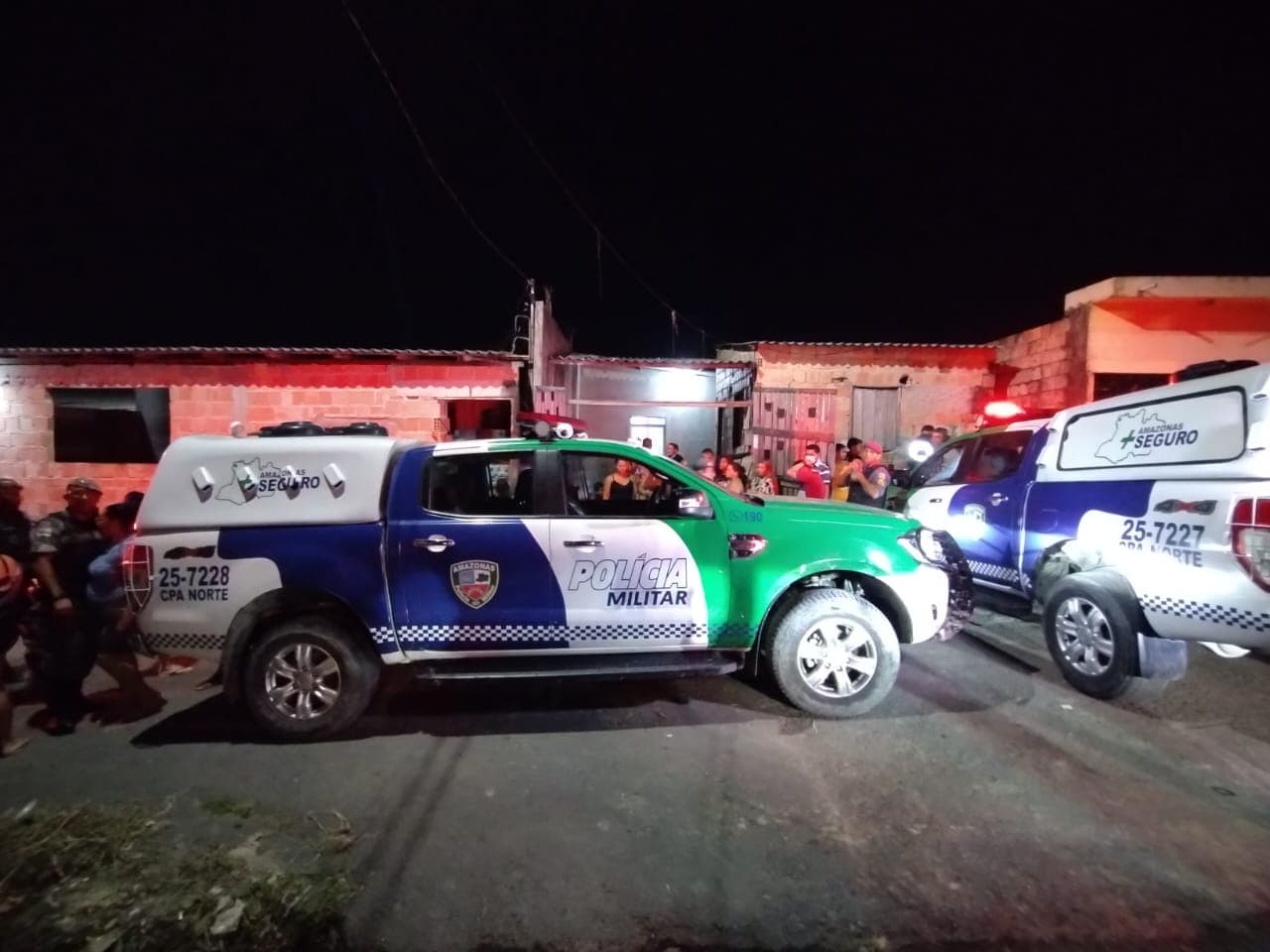 Jovem e homem morrem em tiroteio no Monte das Oliveiras