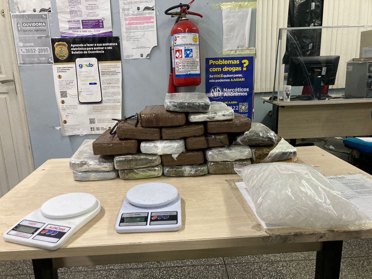Drogas são apreendidas pela Força Tática