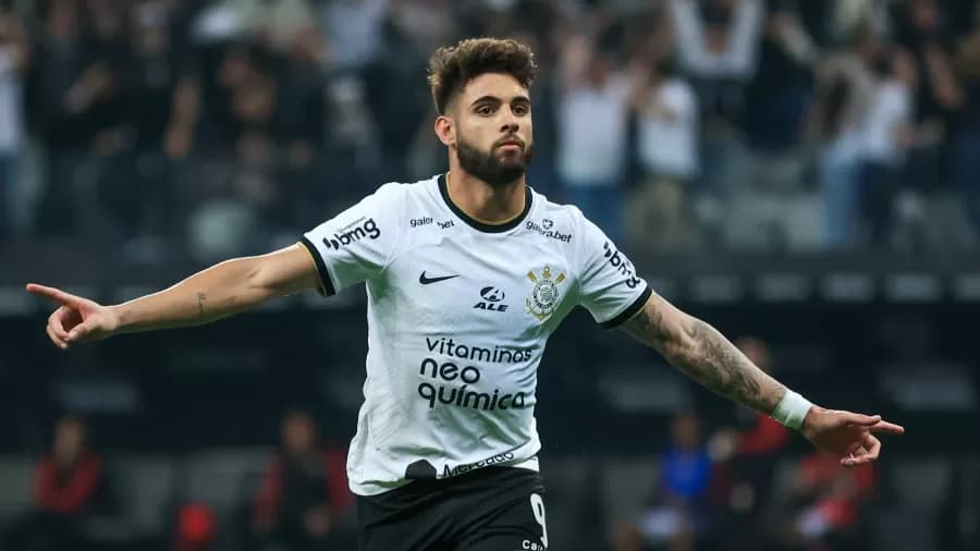 Corinthians goleia Atlético-GO por 4 a 1