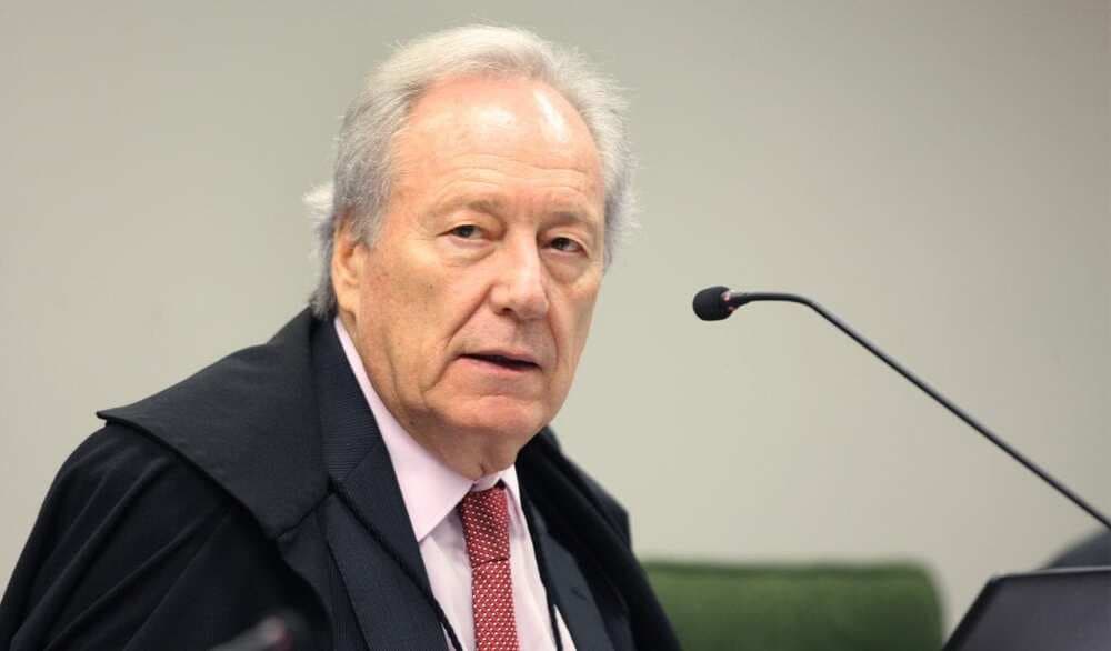 TSE nega pedido de Bolsonaro para declarar suspeição de Moraes