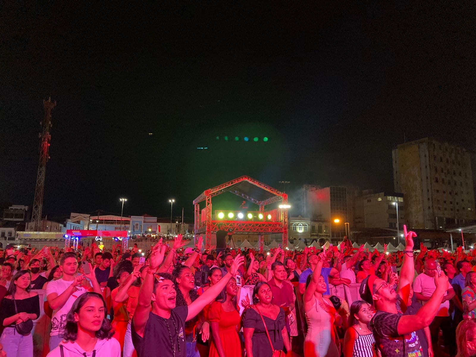 Leandro Borges e André Valadão animam #SouManaus