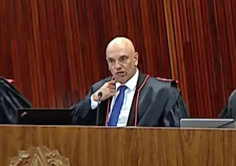 TSE dá prazo para Defesa mostrar resultado de auditoria