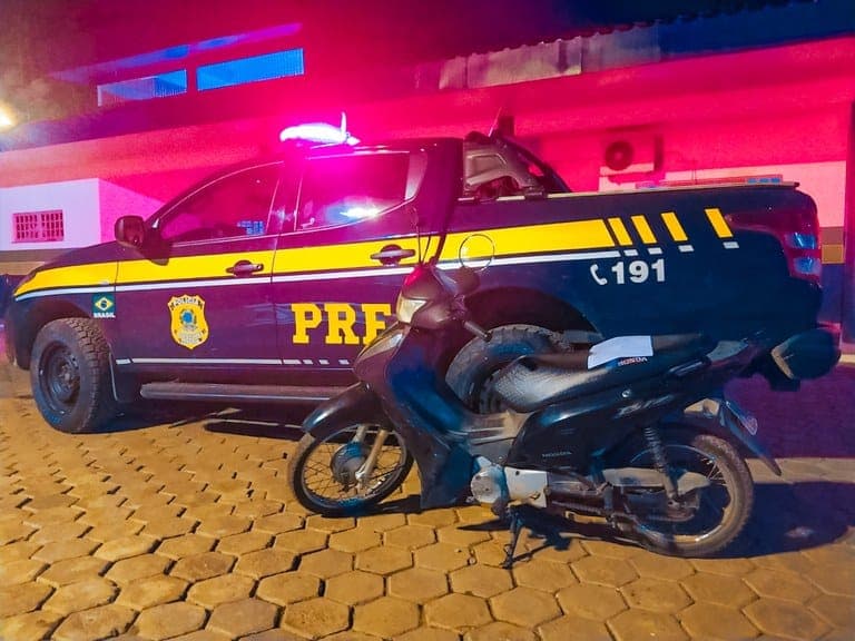 AM: motociclista é preso sem habilitação e com a moto adulterada