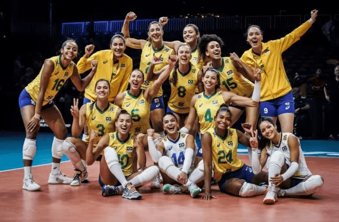 Brasil vence Argentina pelo Mundial de Vôlei feminino