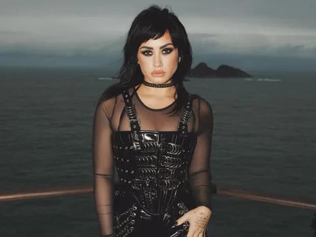 Demi Lovato sobre completar 30 anos: “Achava que não chegaria aqui”