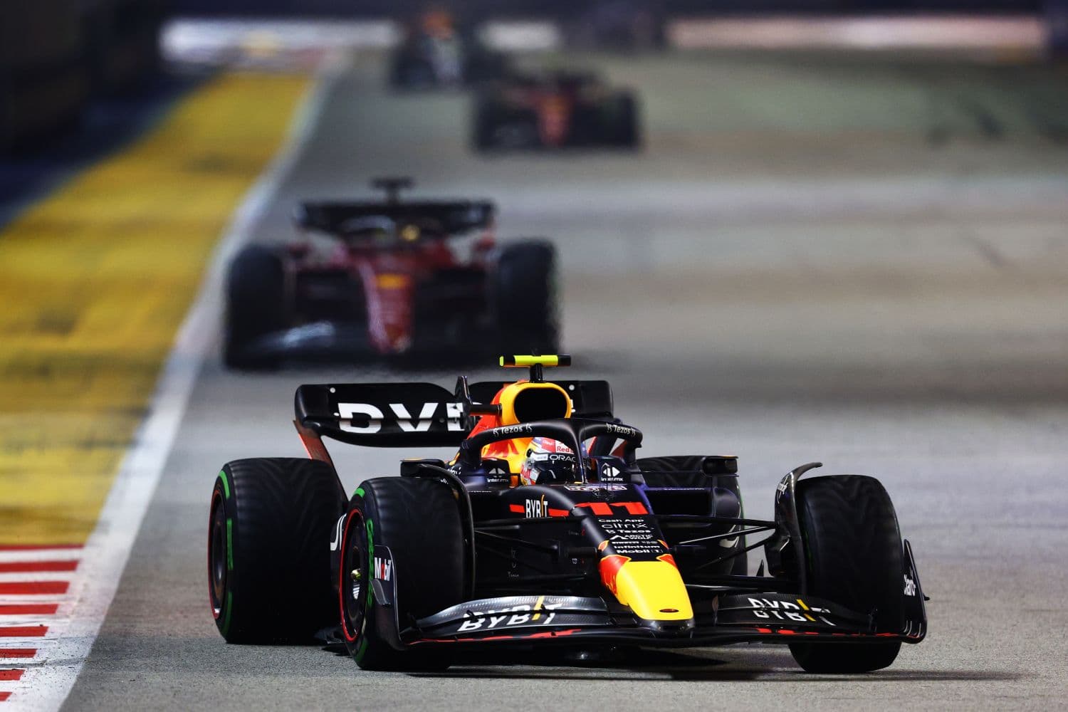 F1: Pérez vence GP de Singapura e adia título de Verstappen