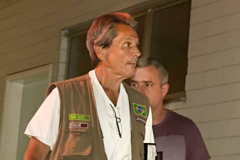 Roberto Jefferson recebe cuidados médicos na primeira noite em Bangú