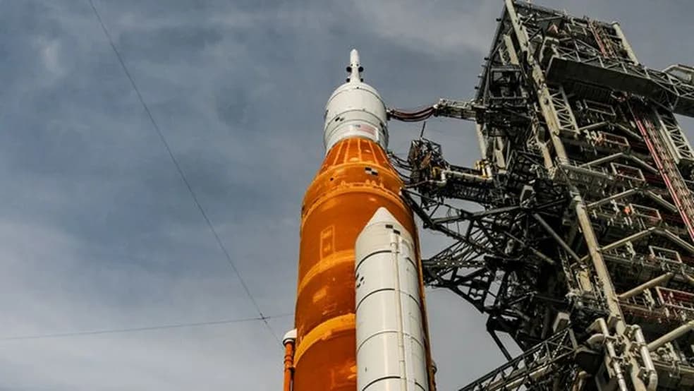 Nasa tentará lançar megafoguete à Lua em 14 de novembro