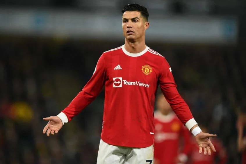 Elenco do United quer Cristiano Ronaldo fora, diz jornal