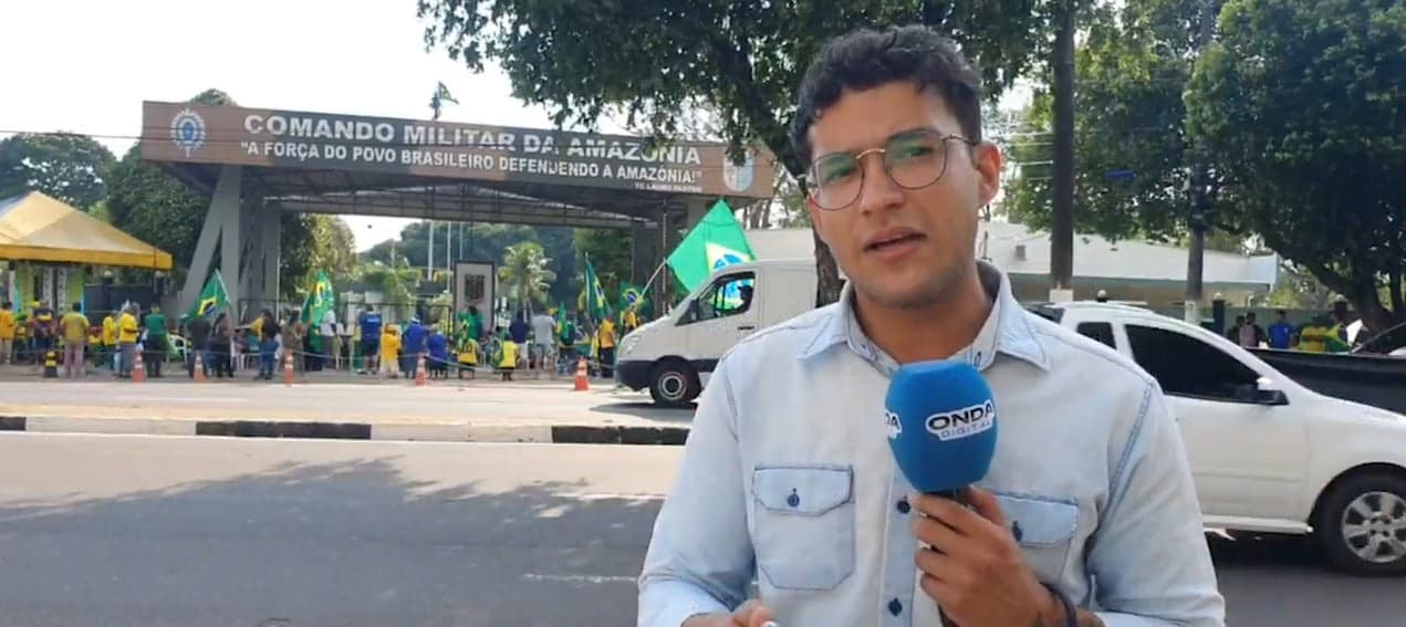 Manifestantes seguem acampados em frente ao CMA