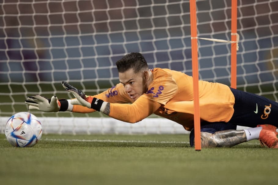 Seleção treina em Doha e time reserva enfrentará Camarões