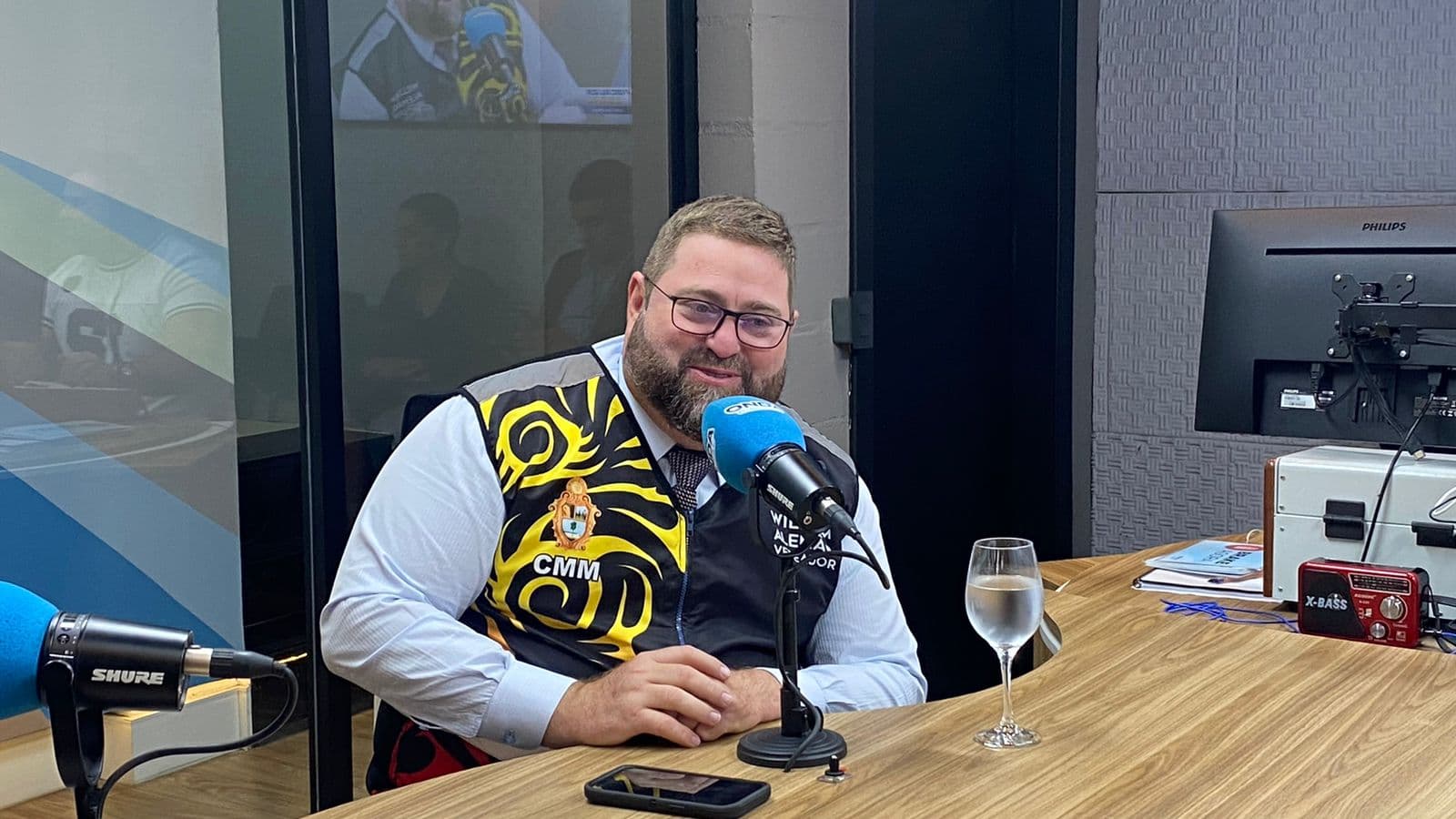 “É um imbecil quem diz isso” diz William Alemão sobre polêmica nazista na CMM