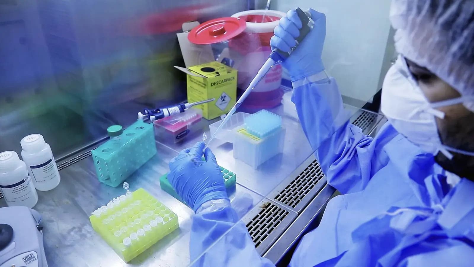 Fiocruz identifica nova variante de Covid no Amazonas