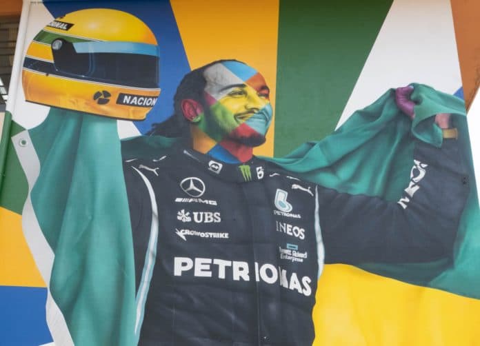 Em São Paulo, Hamilton é homenageado em mural de Kobra