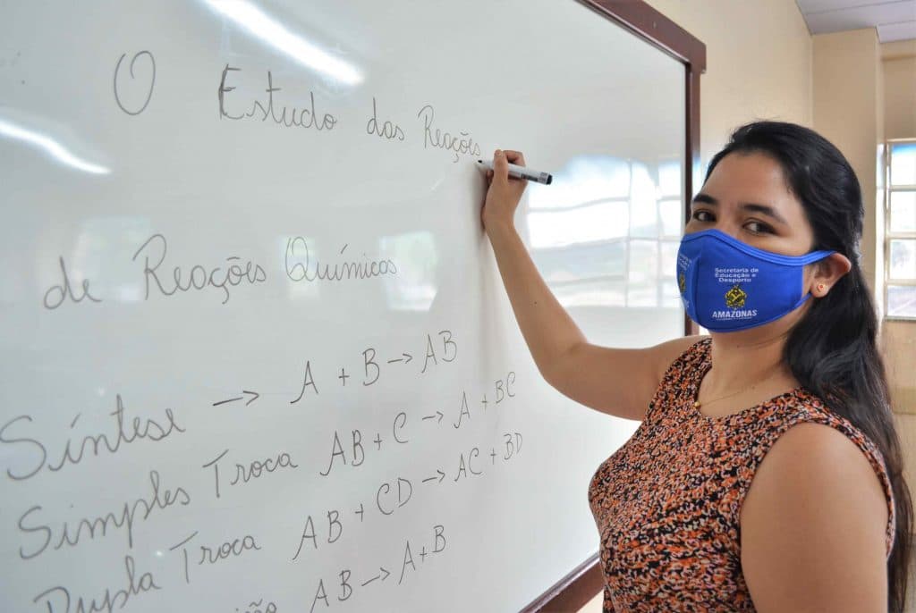 Profissionais da rede estadual de ensino receberão 14° salário