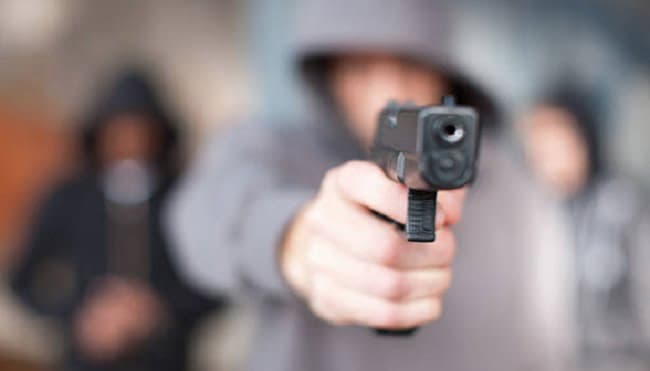 Polícia prende assaltante de mercadinho no Colônia Terra Nova