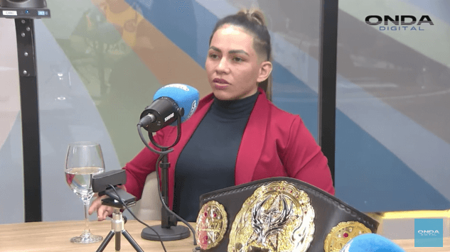 Ketlen “Esquentadinha” fala sobre conquista de cinturão nos EUA