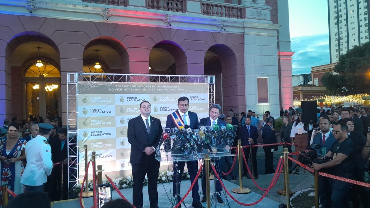 Wilson muda cinco pastas e reconduz outros gestores para o segundo governo