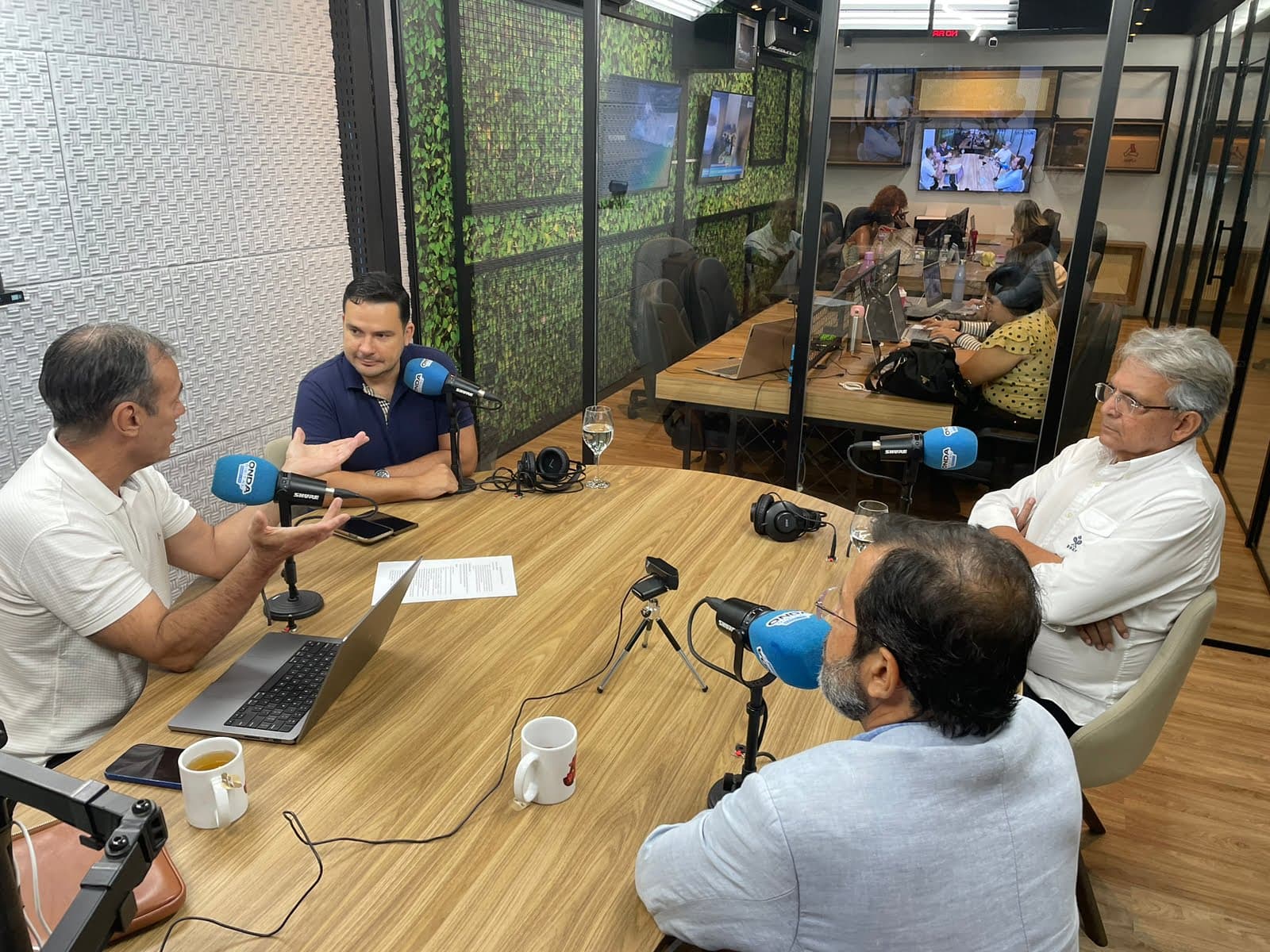 “Aprovei um artigo que garante competitividade para a ZFM”, diz Pauderney Avelino