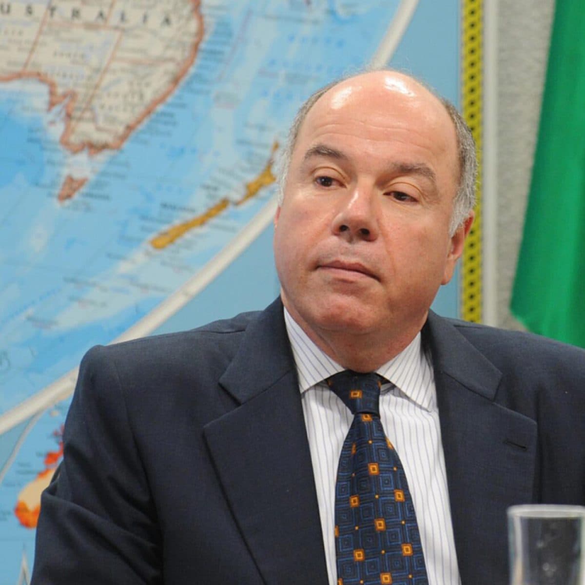 Ministro das Relações Exteriores afirma compromisso de restaurar diplomacia brasileira