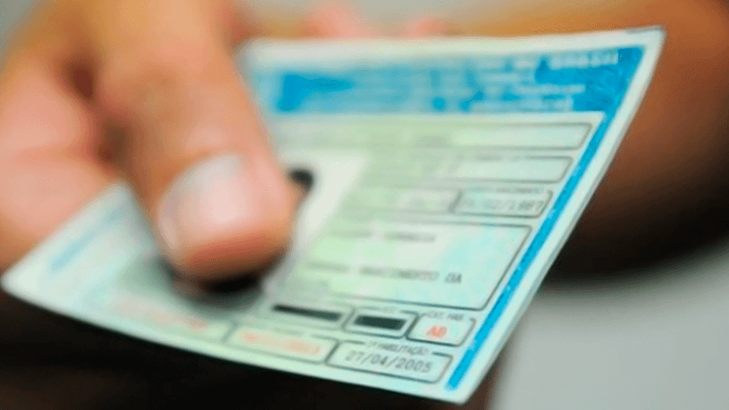 Governo quer acabar com obrigatoriedade de autoescola para obtenção de CNH