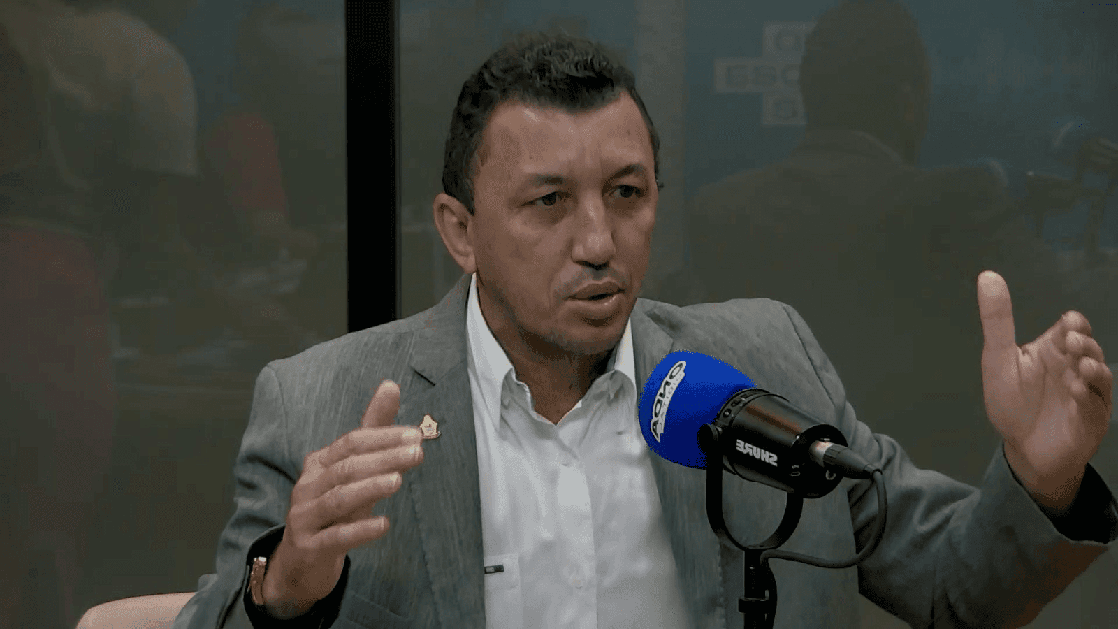 “A Amazonas Energia parece que quer guerra com população”, diz vereador Sassá