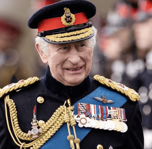 Lula vai a Londres acompanhar coroação do Rei Charles III