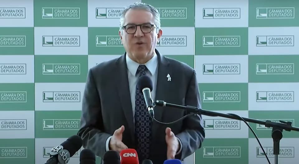 Governo Lula transforma MP do Carf em projeto de lei