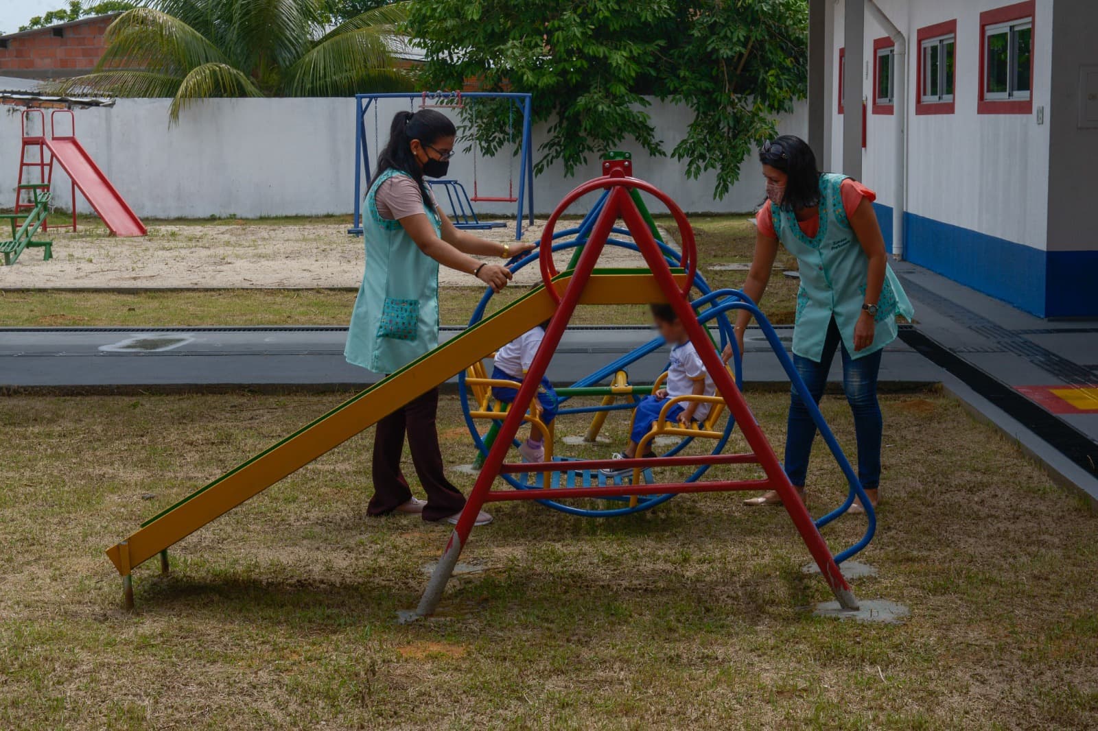 Mãe vítima de violência doméstica consegue na Justiça matrícula do filho em creche
