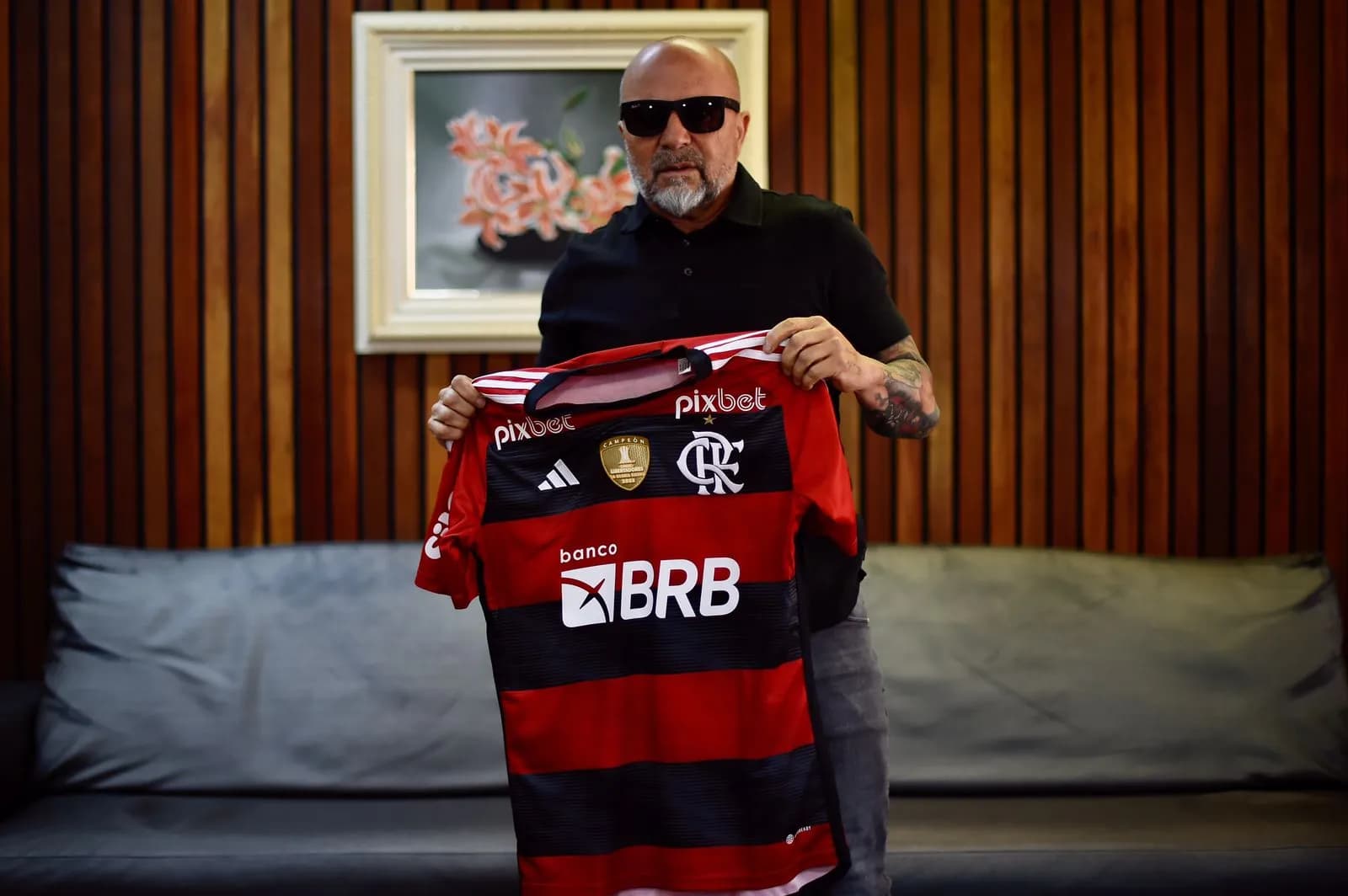 Sampaoli é apresentado oficialmente como técnico do Flamengo