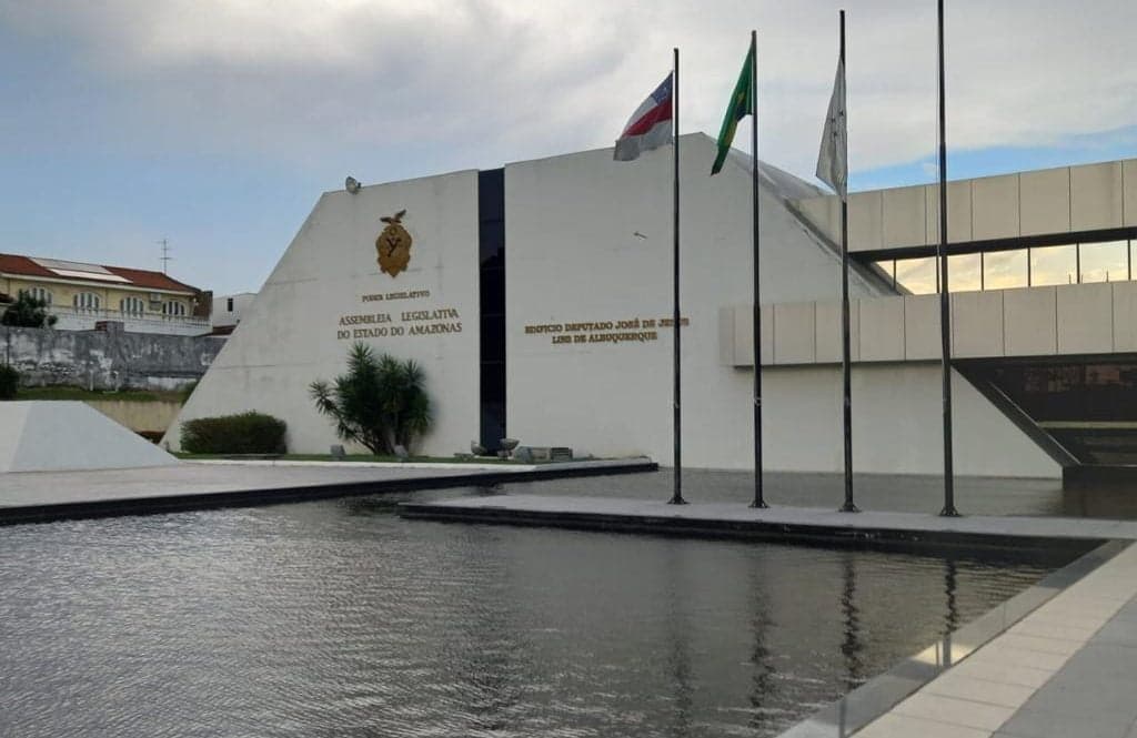 Deputados estaduais do Amazonas ampliam para 30 dias recesso no mês de julho