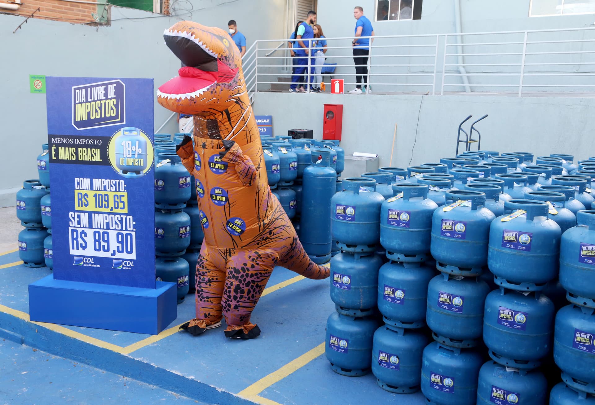 Em Manaus, CDL promoverá 24 horas livres de impostos