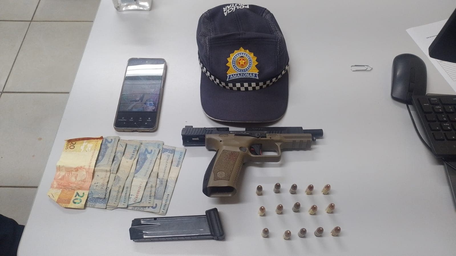 Dois homens são presos por roubo e tentativa de homicídio em Iranduba