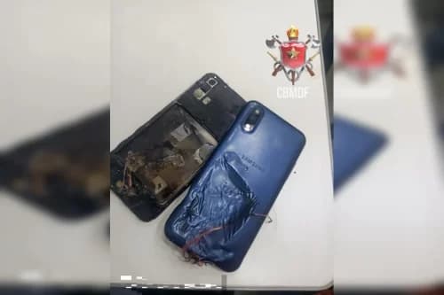 Jovem sofre queimaduras de 1º grau no rosto após celular explodir