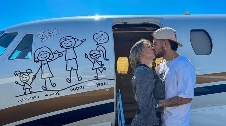 Virginia Fonseca ganha presente avaliado em 29 mil de Dia dos Namorados