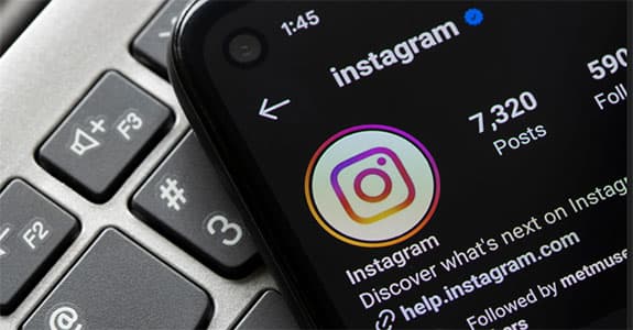 Selo de verificação no Instagram e Facebook começa a ser vendido no Brasil. Entenda