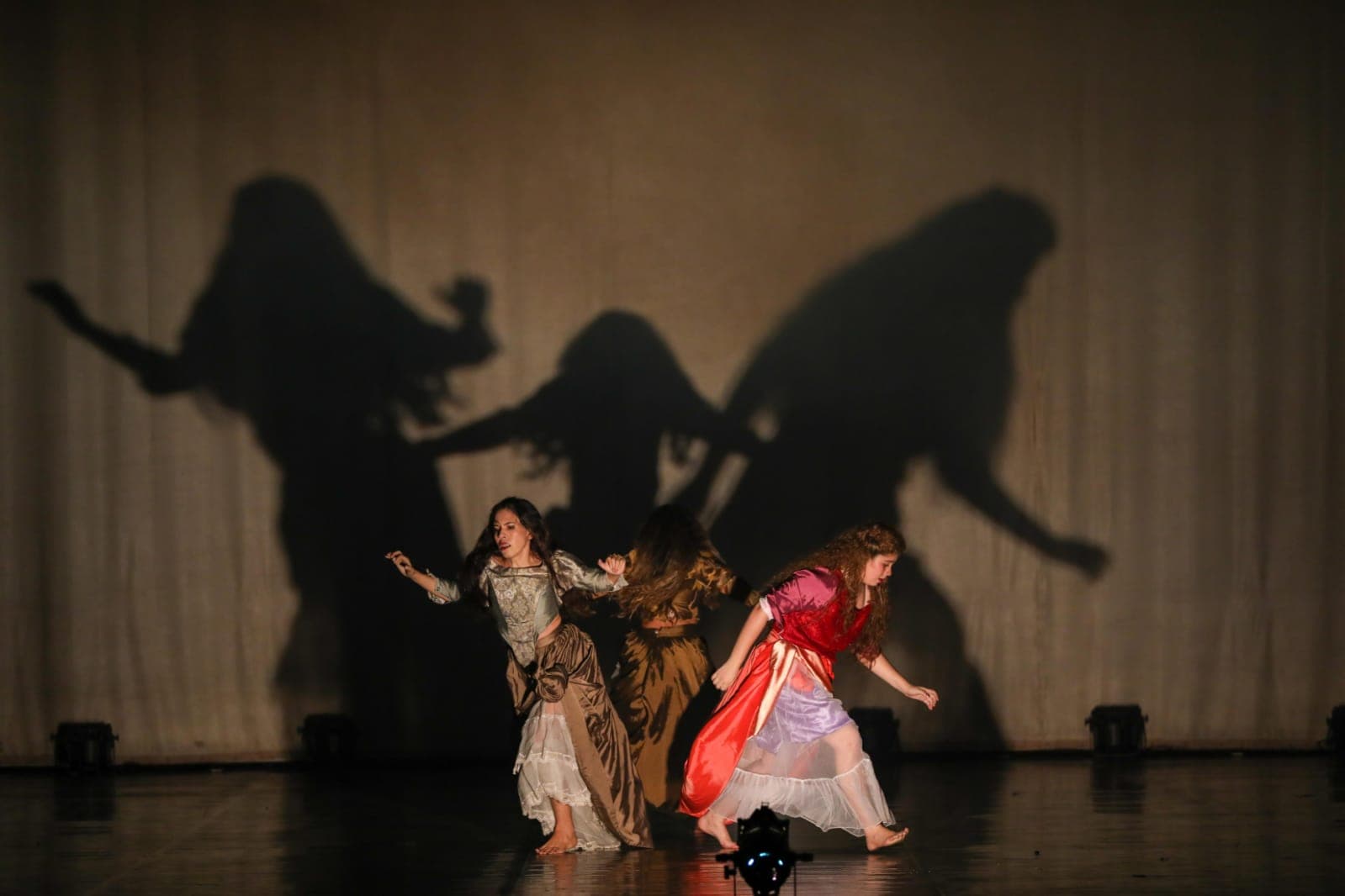 Liceu de Artes e Ofícios Claudio Santoro abre vagas para cursos de teatro gratuito