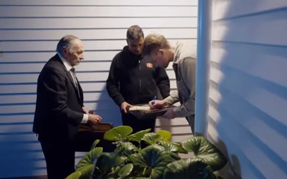 BIZARRO: Pizzaria lança promoção onde a conta é paga pelo cliente após a morte