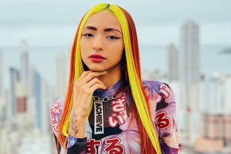 Ruivinha de Marte cancela rifa após prisão de influencers