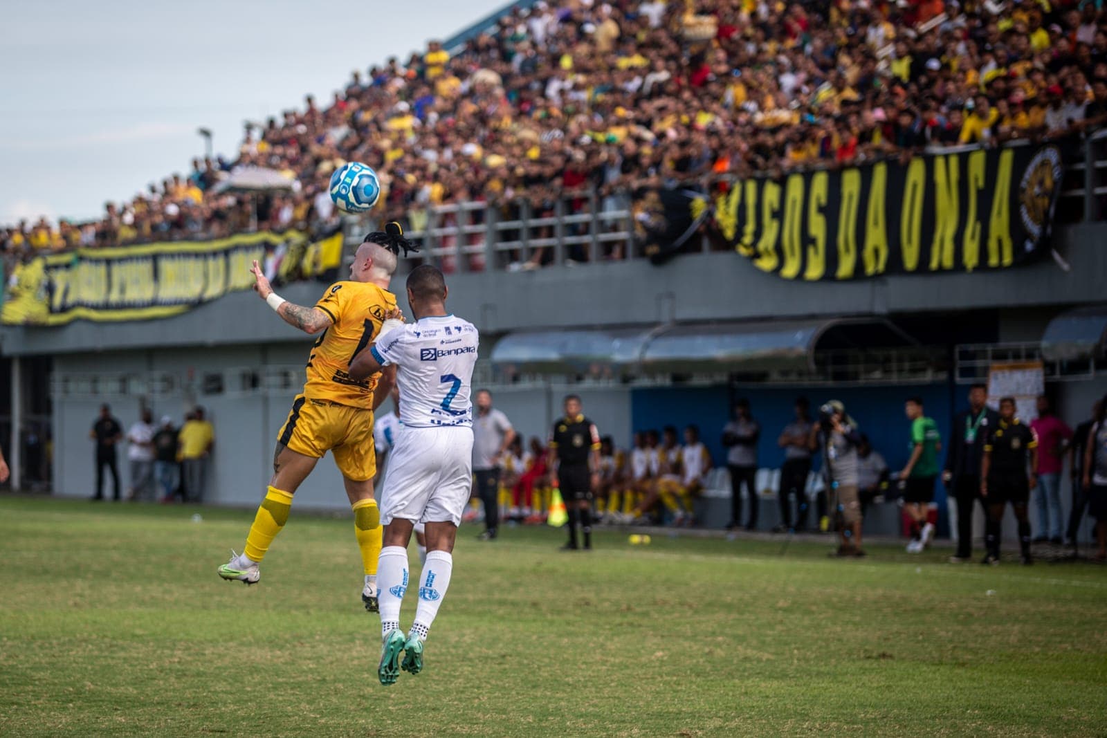 Com casa cheia, Amazonas perde invencibilidade de 10 jogos na Série C