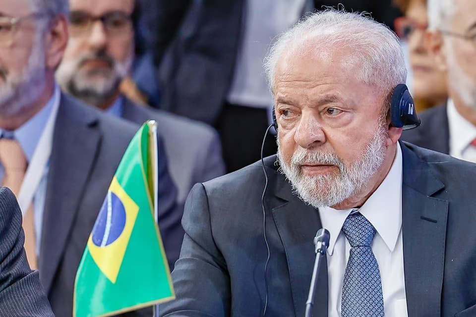 Lula libera R$ 2,1 bilhões em emendas parlamentares em um único dia