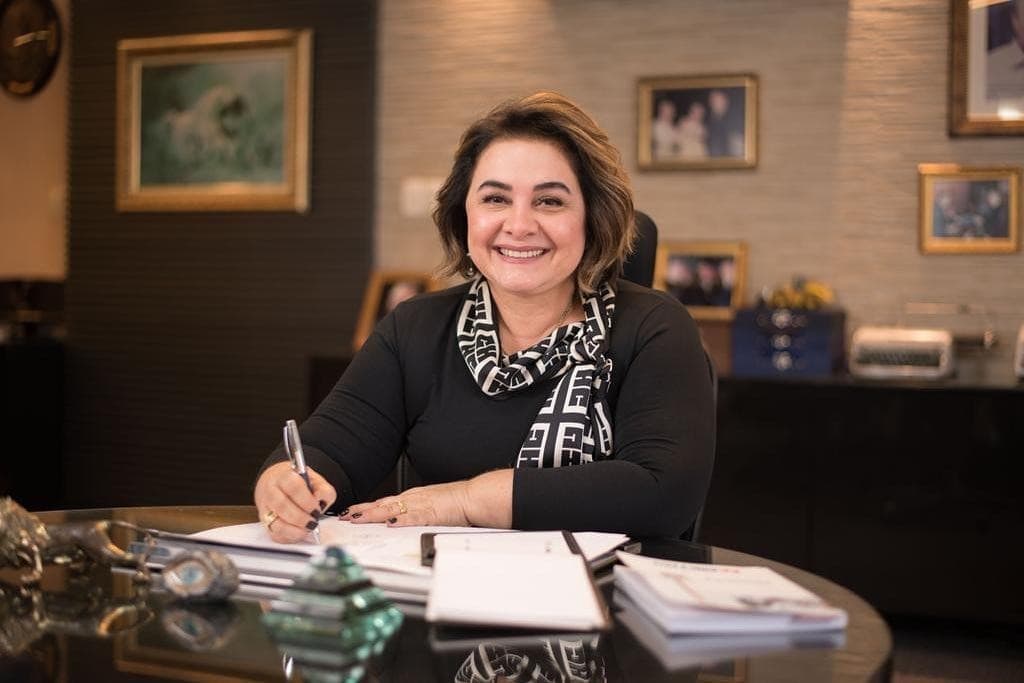 De olho nas eleições 2024, reitora da Fametro assume presidência do Novo