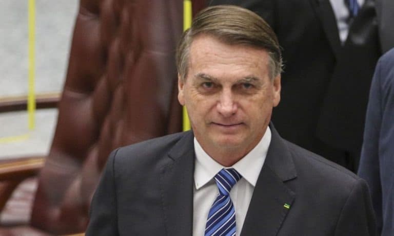 PGR quer lista com nomes de seguidores de Bolsonaro nas redes sociais