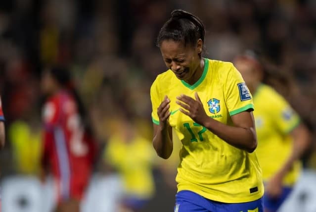 Saiba quem é Ary Borges, a brasileira mais jovem a fazer três gols em estreia na Copa do Mundo